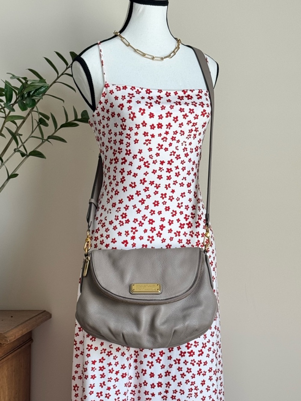 Marc by Marc Jacobs Goodbye Columbus Ratchet Crossbody Bag in Gray Taupe